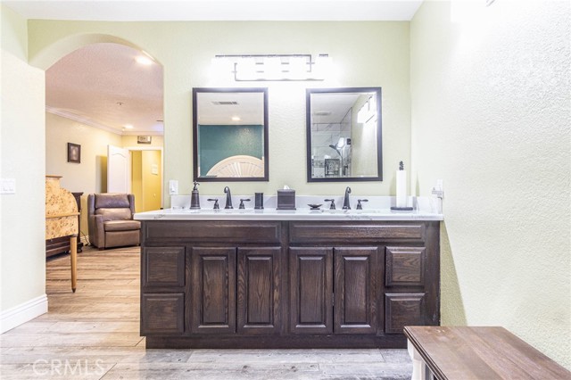 Detail Gallery Image 32 of 64 For 9735 Elsinore Rd, Oak Hills,  CA 92344 - 4 Beds | 2/1 Baths