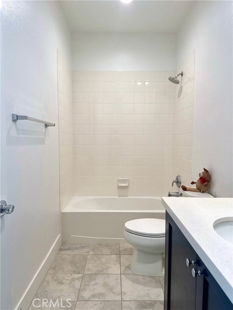 19028 Sark Place, Canyon Country CA: https://media.crmls.org/medias/0e880eee-8b1b-4b76-9bf8-0a92a4dee6a2.jpg