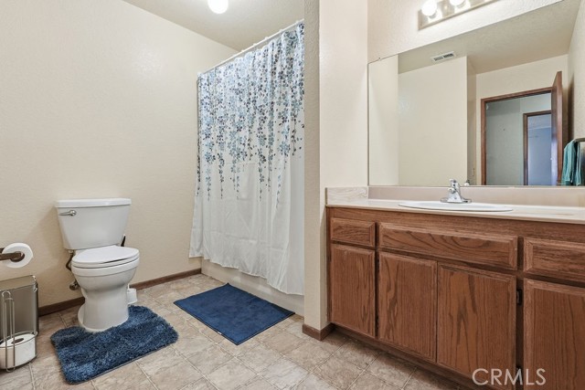 Detail Gallery Image 7 of 48 For 16019 Cactus St, Hesperia,  CA 92345 - 4 Beds | 3 Baths