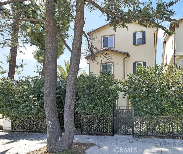 Detail Gallery Image 20 of 20 For 14700 Sherman, Van Nuys,  CA 91405 - 4 Beds | 3/1 Baths