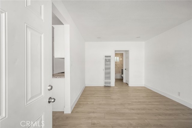 Detail Gallery Image 3 of 36 For 825 S Shelton St, Santa Ana,  CA 92703 - – Beds | – Baths