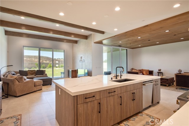 32195 Daybrook Terrace, Temecula CA: https://media.crmls.org/medias/0e8ad109-cf01-461f-be5f-be4420aa5161.jpg