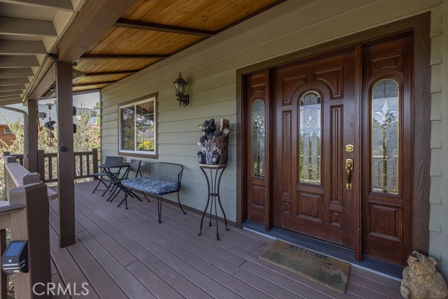 Detail Gallery Image 6 of 50 For 305 Starlight Cir, Big Bear Lake,  CA 92315 - 3 Beds | 2/1 Baths