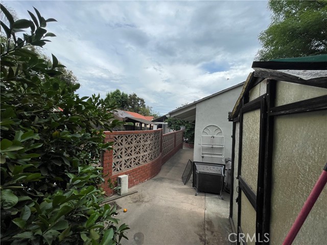 643 W Alegria Avenue, Sierra Madre CA: https://media.crmls.org/medias/0e8b953d-bc86-41a0-81c5-cc7e7ad293f3.jpg
