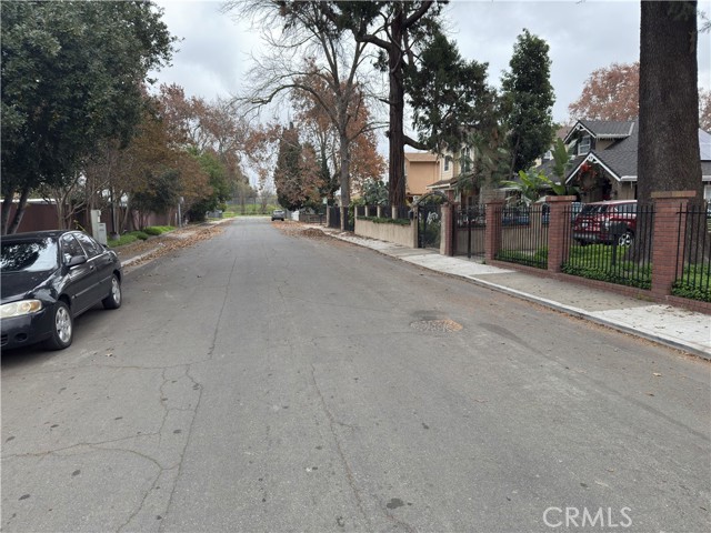 1610 Basler, Sacramento CA: https://media.crmls.org/medias/0e8bd027-be2d-4ab4-b00e-a7091c6df80e.jpg