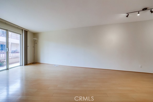 2025 4th Street, 208A photo 7