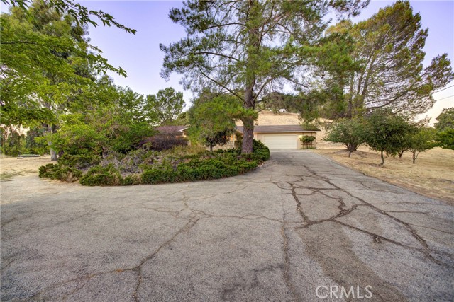 6305 Portola Road, Atascadero CA: https://media.crmls.org/medias/0e8c492d-4297-4603-af96-9083643769a3.jpg