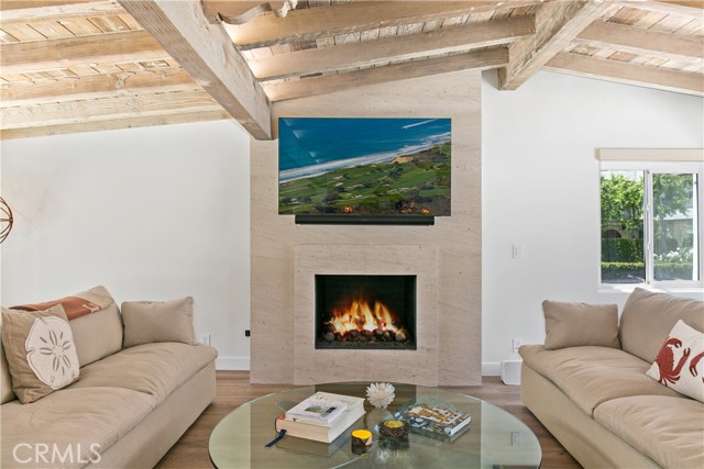 Detail Gallery Image 7 of 49 For 780 via Lido Soud, Newport Beach,  CA 92663 - 5 Beds | 3 Baths