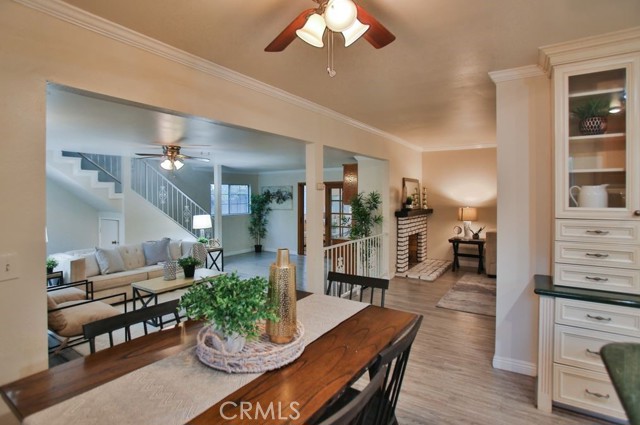 Detail Gallery Image 5 of 19 For 17252 Apel Ln, Huntington Beach,  CA 92649 - 6 Beds | 3 Baths