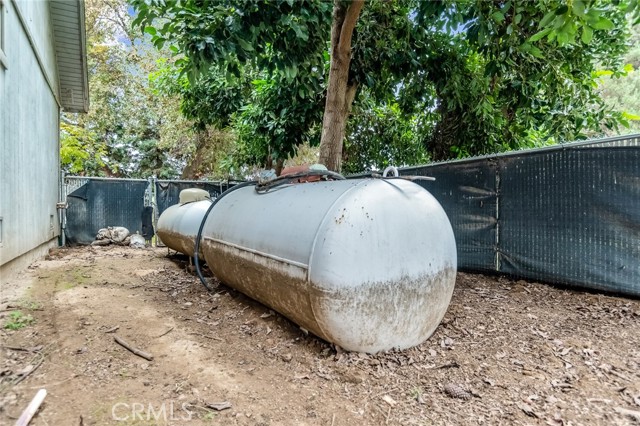 18701 Lort Drive, Visalia CA: https://media.crmls.org/medias/0e8dba7b-e4f8-4bc1-9cac-e588a556011a.jpg