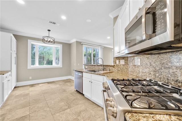 16507 Celadon, Chino Hills CA: https://media.crmls.org/medias/0e8e88df-88e4-408d-9f07-7edf30035c90.jpg
