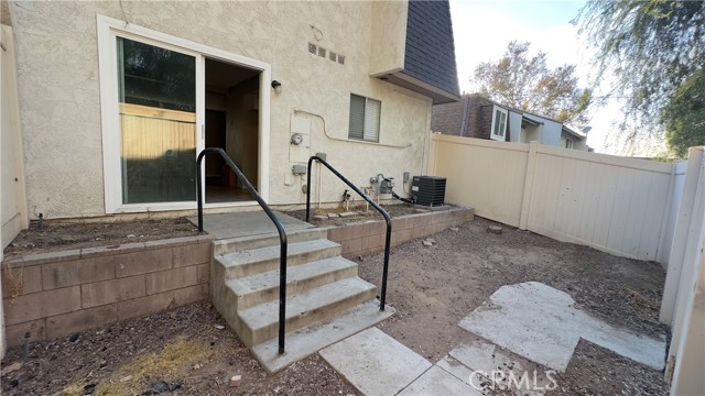 Detail Gallery Image 23 of 27 For 3469 Columbia, Riverside,  CA 92501 - 3 Beds | 1/1 Baths