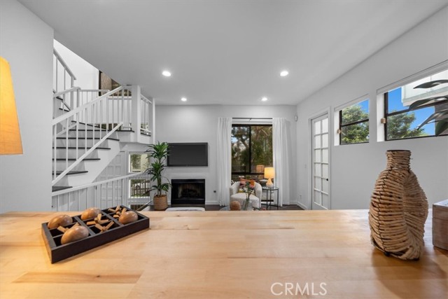 1814 Thayer Avenue, Los Angeles CA: https://media.crmls.org/medias/0e8ec97b-7447-46b8-b784-985e9ee0a998.jpg