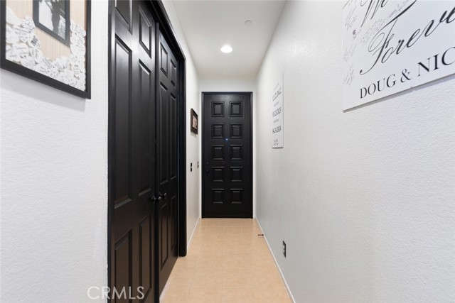 Detail Gallery Image 10 of 47 For 29522 Mascot, Lake Elsinore,  CA 92530 - 4 Beds | 2/1 Baths