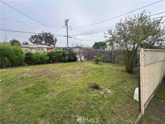 Detail Gallery Image 2 of 10 For 802 W 229th St, Torrance,  CA 90502 - 4 Beds | 2 Baths