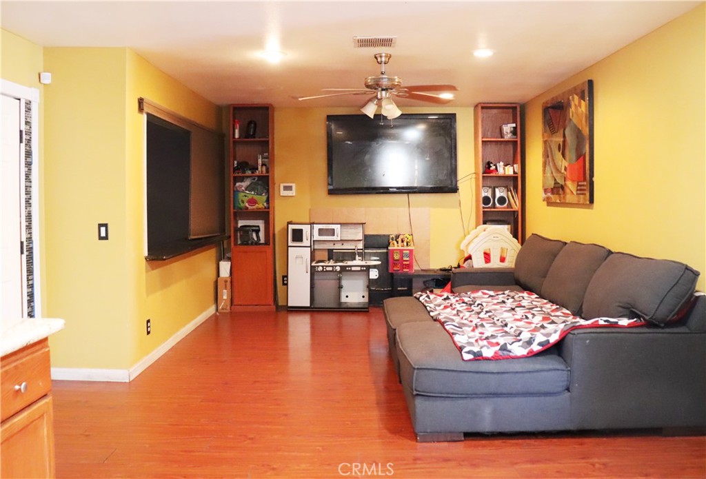 MLS #DW25180364 image #6