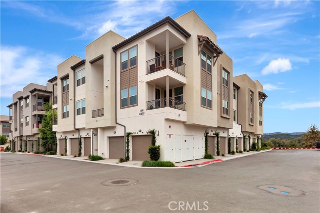 Detail Gallery Image 1 of 20 For 1300 Lasso Way #103,  Rancho Mission Viejo,  CA 92694 - 2 Beds | 2 Baths