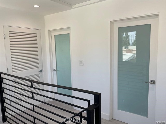 Detail Gallery Image 10 of 31 For 18403 Devonshire St, Northridge,  CA 91325 - 2 Beds | 2/1 Baths