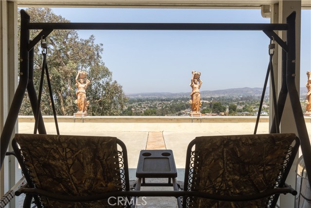 Detail Gallery Image 17 of 22 For 19931 Crestknoll Dr, Yorba Linda,  CA 92886 - 4 Beds | 2 Baths