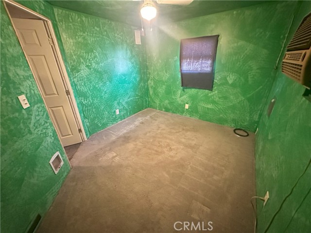 1258 Rosamond Boulevard, Rosamond CA: https://media.crmls.org/medias/0e931bcb-87db-48a8-9288-abeeb38f9aa6.jpg