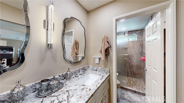 Detail Gallery Image 21 of 49 For 837 Gutmann Ln, Placentia,  CA 92870 - 3 Beds | 2/1 Baths