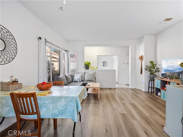Detail Gallery Image 8 of 25 For 19012 Frances St, Apple Valley,  CA 92308 - 2 Beds | 2 Baths