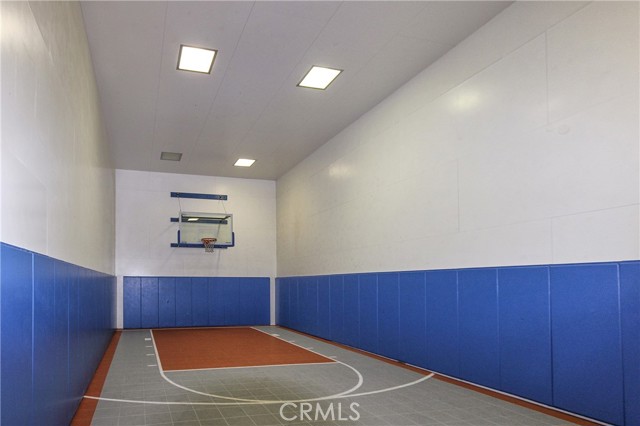 Detail Gallery Image 18 of 19 For 5545 Canoga Ave #320,  Woodland Hills,  CA 91367 - 1 Beds | 1 Baths