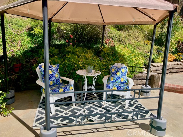 Detail Gallery Image 34 of 42 For 30308 Jasmine Valley, Canyon Country,  CA 91387 - 4 Beds | 2 Baths