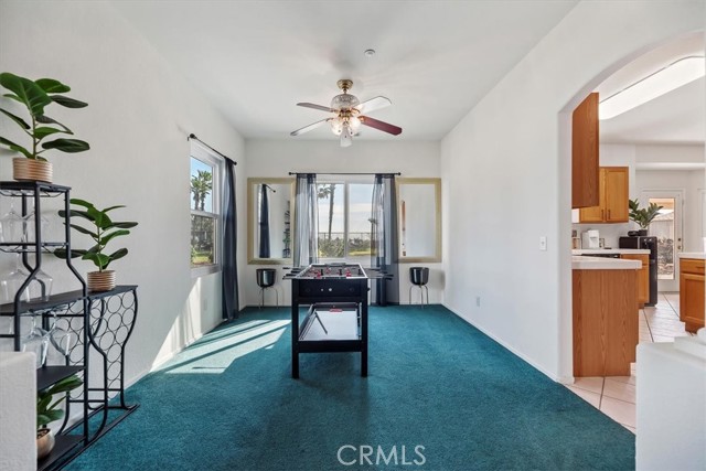 Detail Gallery Image 16 of 69 For 4903 Edmonton, Fontana,  CA 92336 - 4 Beds | 2/1 Baths