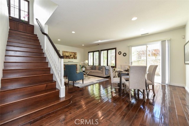 Detail Gallery Image 16 of 26 For 20 Larchwood, Irvine,  CA 92602 - 4 Beds | 3/1 Baths