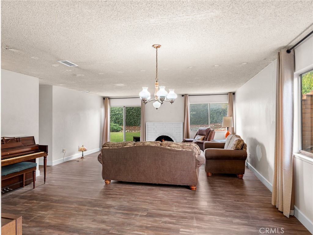 MLS #IG25264034 image #12