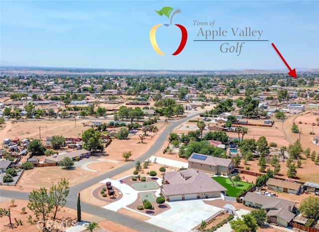 Detail Gallery Image 4 of 73 For 14260 Chinook Rd, Apple Valley,  CA 92307 - 5 Beds | 5/3 Baths