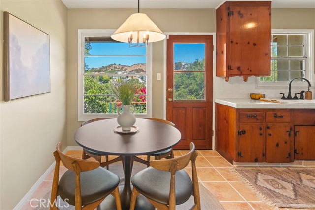 Detail Gallery Image 15 of 50 For 1901 Phillips Way, Los Angeles,  CA 90042 - 2 Beds | 1 Baths