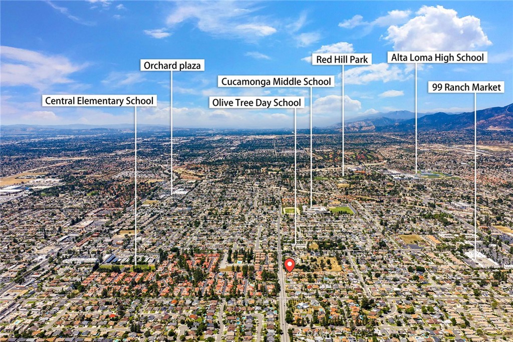https://media.crmls.org/medias/0e965b69-d485-4d11-a106-643917d9adb1.jpg?preset=X-Large