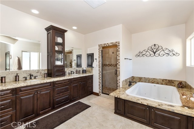 Detail Gallery Image 19 of 21 For 216 Alp Ct, Big Bear Lake,  CA 92315 - 5 Beds | 7 Baths