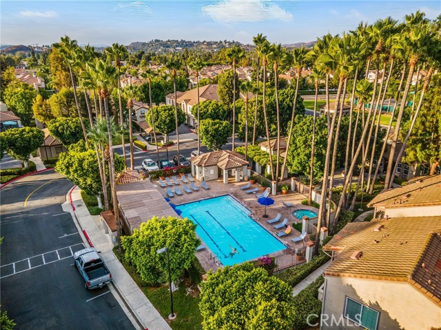 Detail Gallery Image 8 of 18 For 2800 Keller Dr #80,  Tustin,  CA 92782 - 2 Beds | 2 Baths
