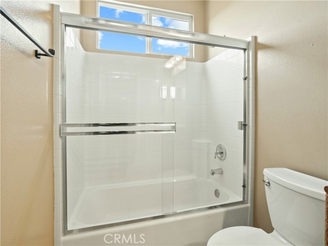30375 June Rose Court, Castaic CA: https://media.crmls.org/medias/0e988023-556d-4a82-b9d1-22c420b7a66c.jpg