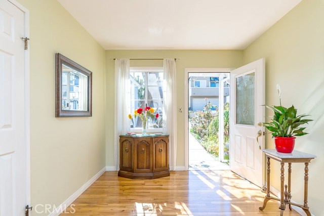 1201 20th Place, Hermosa Beach, California 90254, 2 Bedrooms Bedrooms, ,1 BathroomBathrooms,Residential,Sold,20th,SB17049022