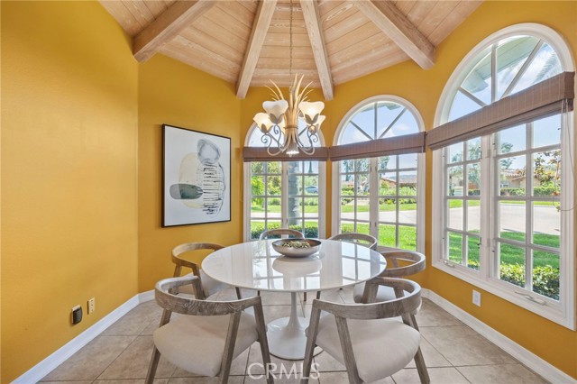 31396 Lake Vista Circle, Bonsall CA: https://media.crmls.org/medias/0e995cb7-e29f-4c9e-8b32-e518abc3f68a.jpg