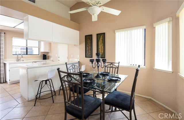 Detail Gallery Image 9 of 37 For 27935 Cactus Flower Dr, Menifee,  CA 92585 - 3 Beds | 2 Baths