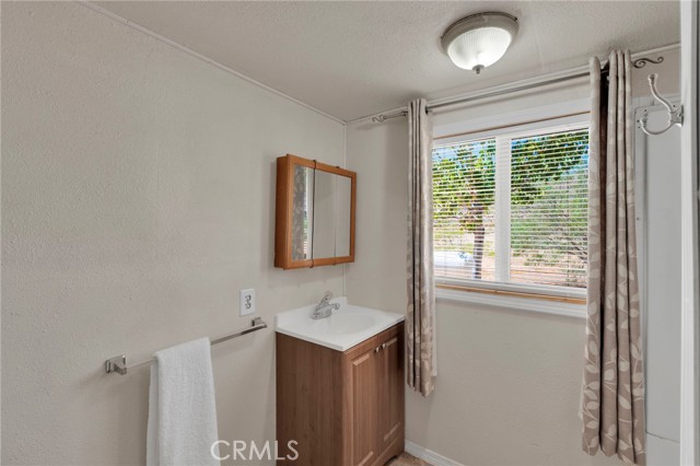 Detail Gallery Image 56 of 75 For 12660 Ivanhoe Rd, Lucerne Valley,  CA 92356 - 12 Beds | 12 Baths