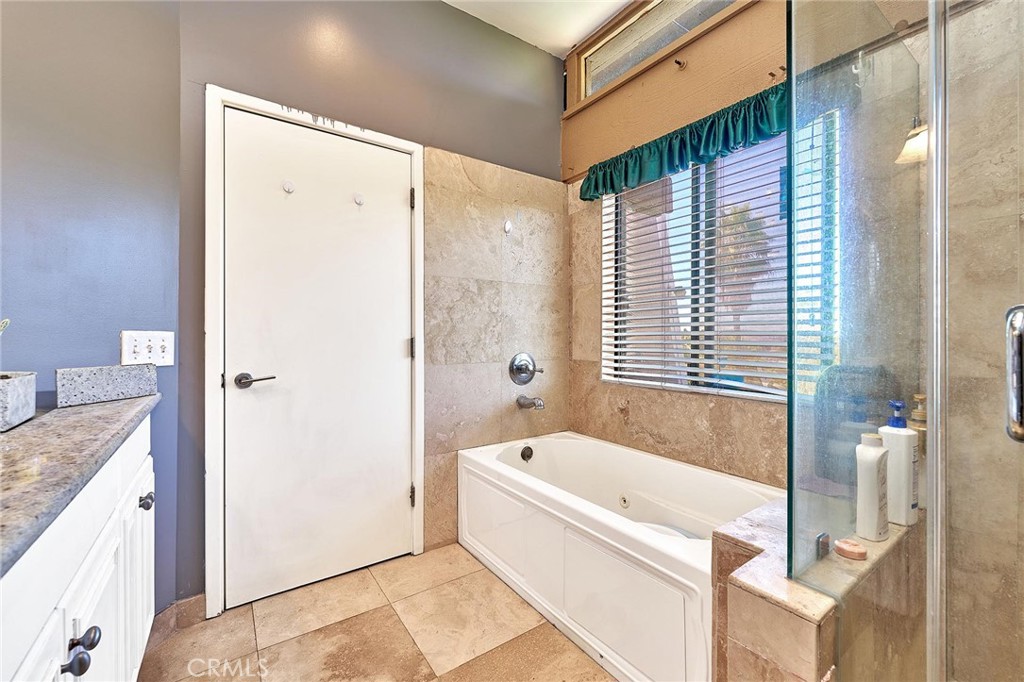 MLS #WS25235049 image #34