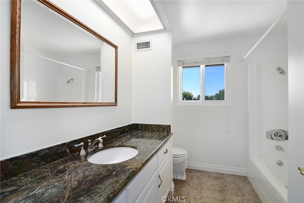 MLS #SR25253418 image #17