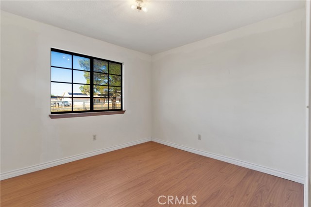 15457 Washoan, Apple Valley CA: https://media.crmls.org/medias/0e9abfde-9dc9-4af0-bdb8-5c7ef9b20a64.jpg