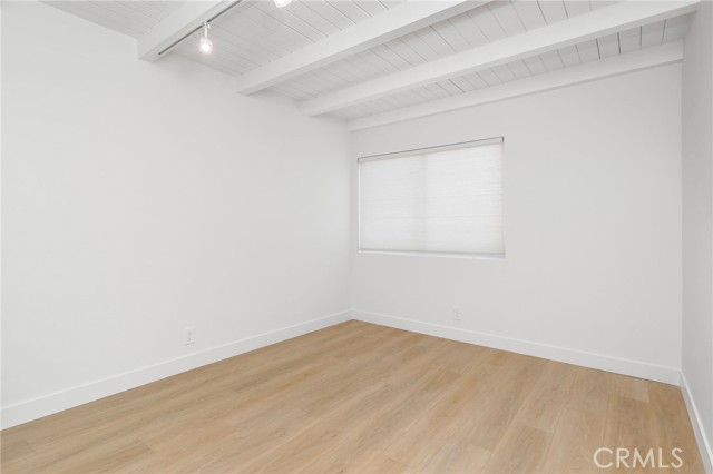Detail Gallery Image 7 of 11 For 225 El Porto Street 227a,  Manhattan Beach,  CA 90266 - 1 Beds | 1 Baths