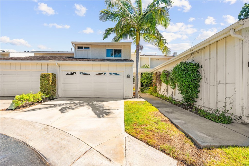 MLS #OC25236471 image #2