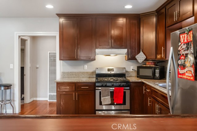 1417 W Gage Avenue, Los Angeles CA: https://media.crmls.org/medias/0e9e4a24-f223-4047-9c43-bc16966f1b87.jpg