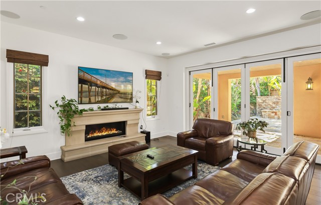 Detail Gallery Image 18 of 61 For 115 Candleglow, Irvine,  CA 92602 - 5 Beds | 5/1 Baths