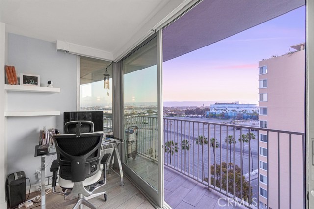 Detail Gallery Image 15 of 37 For 700 E Ocean Bld #1208,  Long Beach,  CA 90802 - 3 Beds | 2 Baths