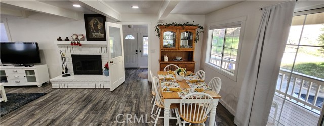 29164 South Lane, Cedar Glen CA: https://media.crmls.org/medias/0e9ff068-e5eb-4d28-98f2-e8e9aef59e96.jpg